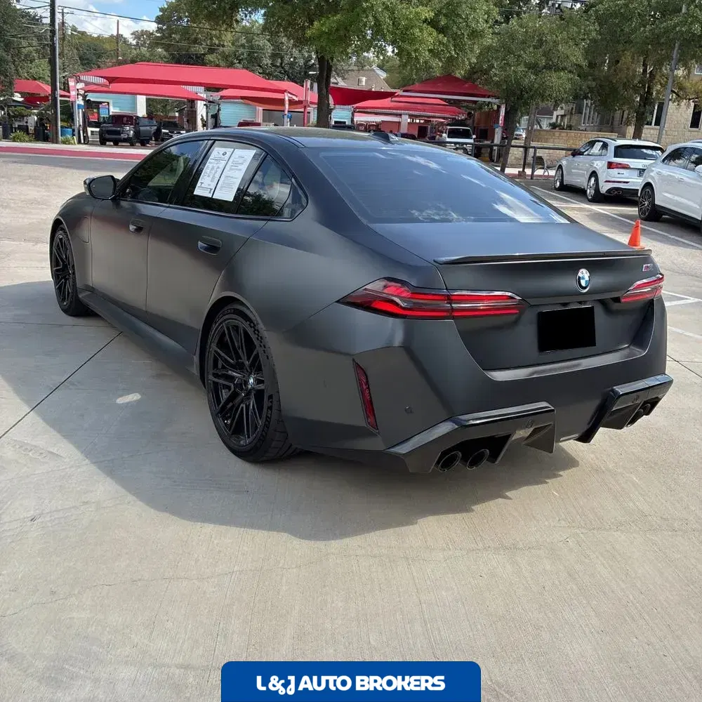 2025 BMW M5 Base
