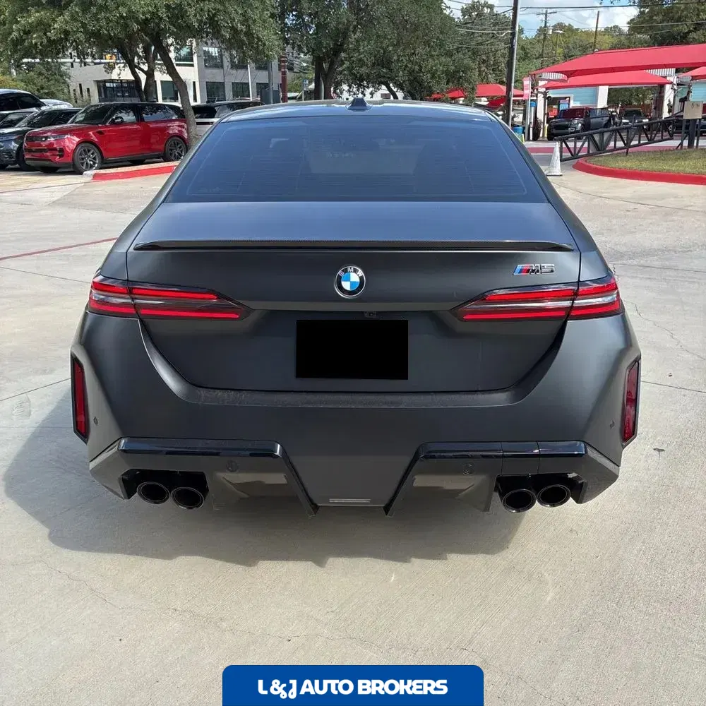 2025 BMW M5 Base