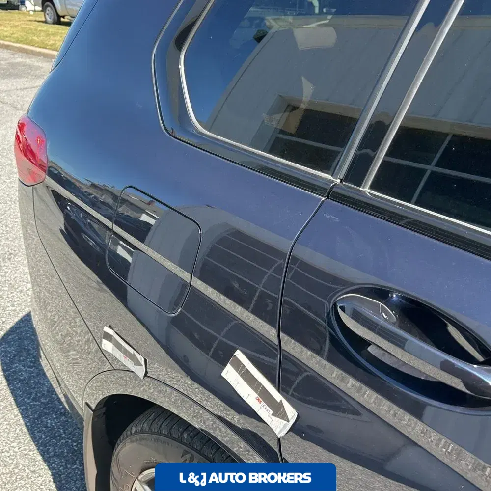 2022 BMW X7 M50i