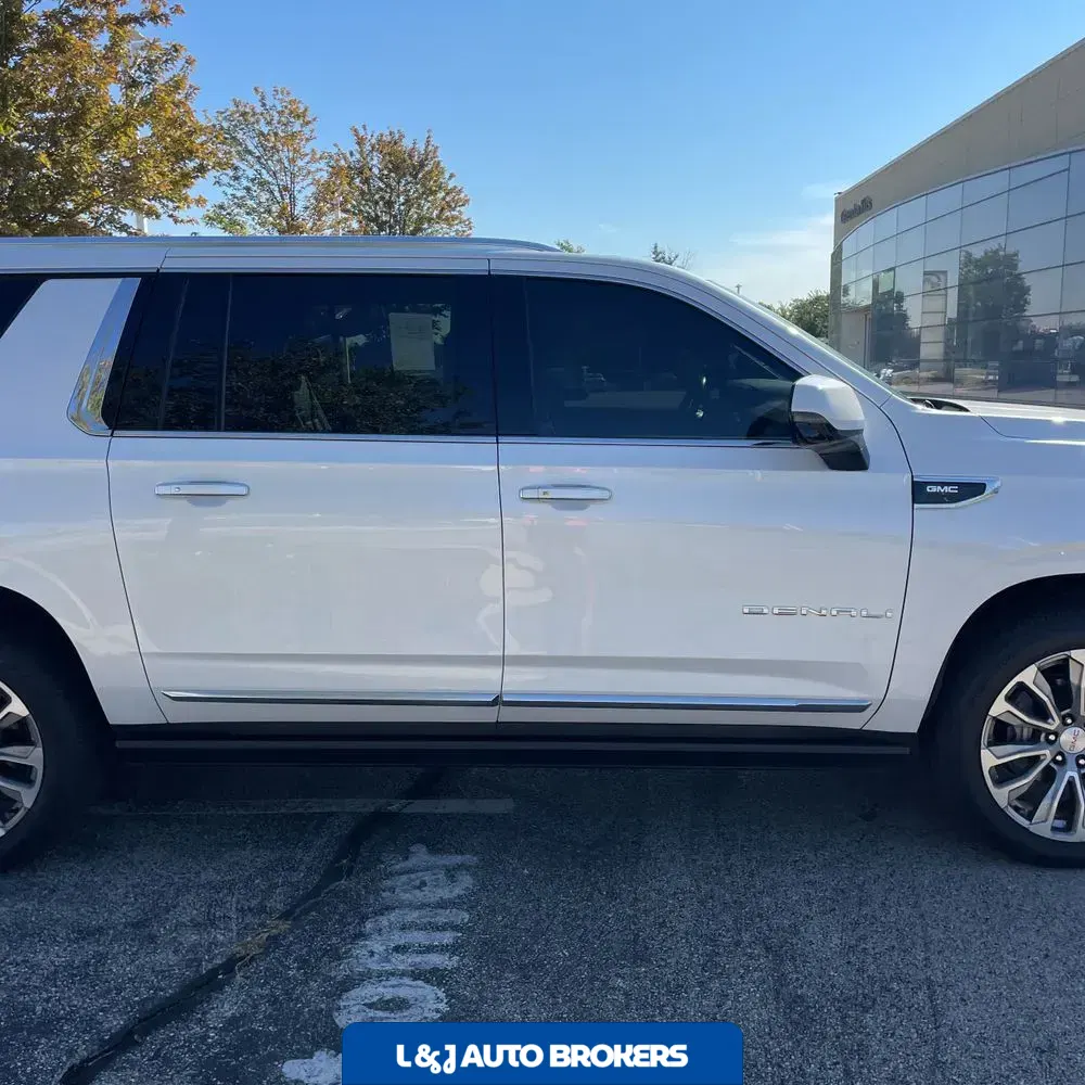 2022 GMC Yukon XL Denali