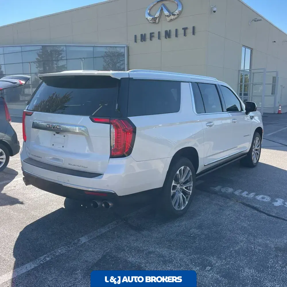 2022 GMC Yukon XL Denali