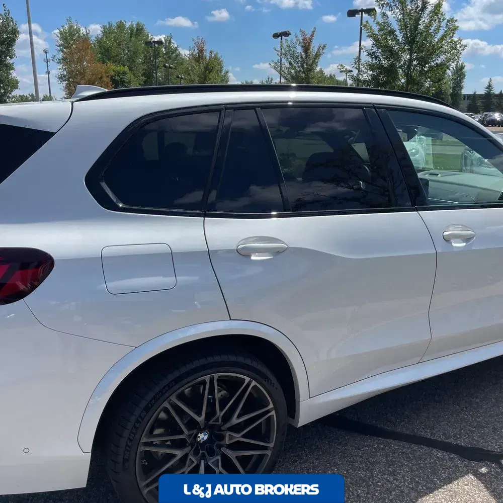 2021 BMW X5 M