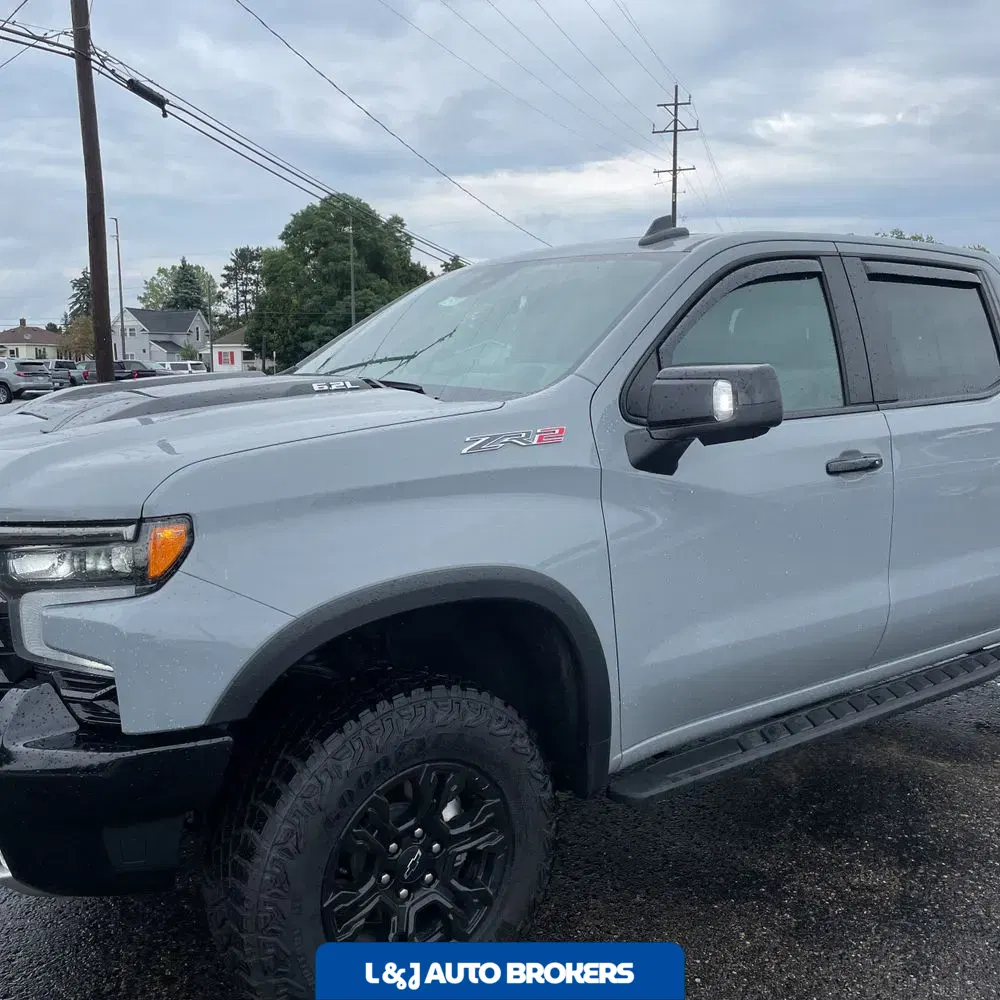 2025 Chevrolet Silverado 1500 ZR2