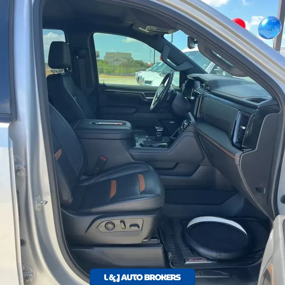 2022 GMC Sierra 1500 AT4