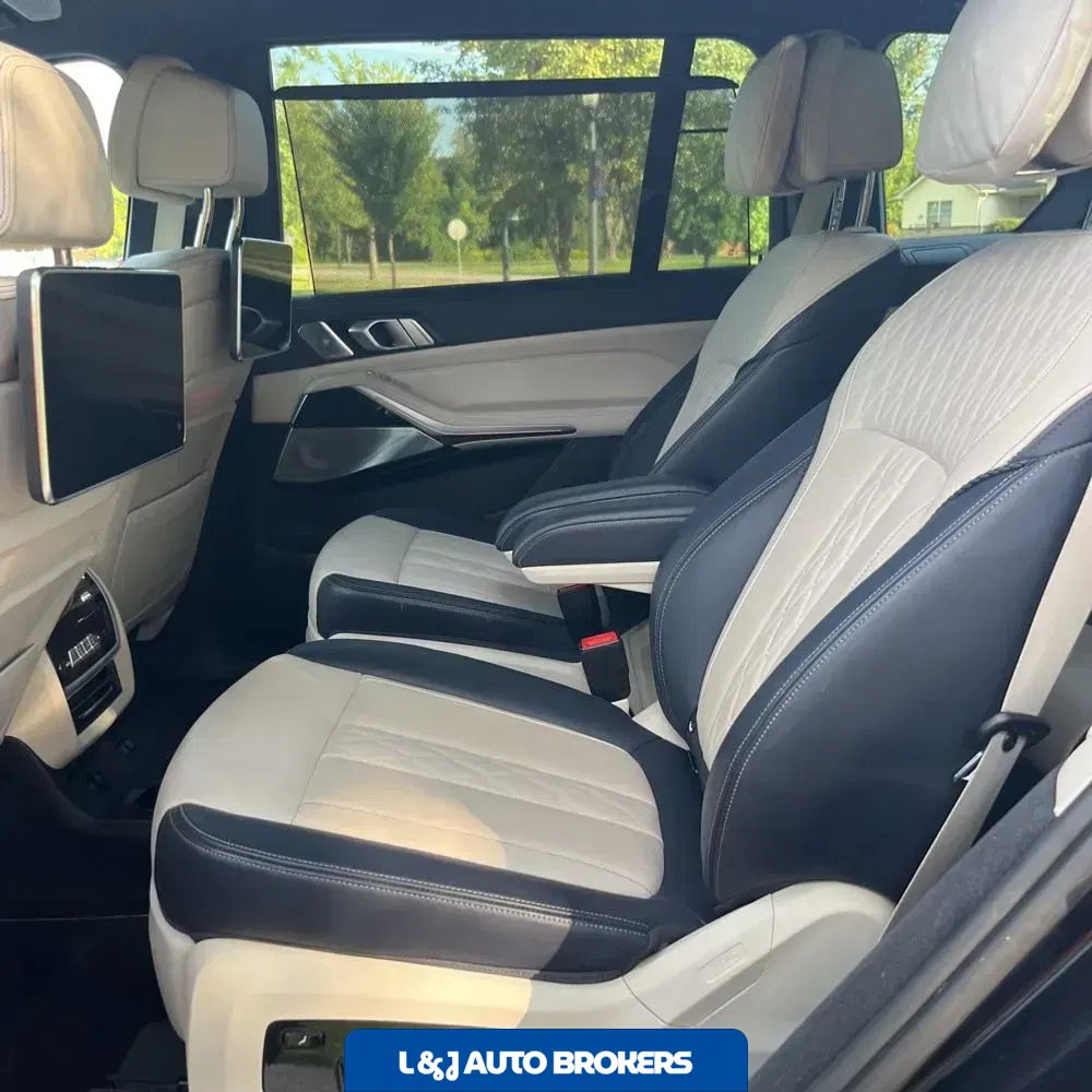 2019 BMW X7 xDrive50i