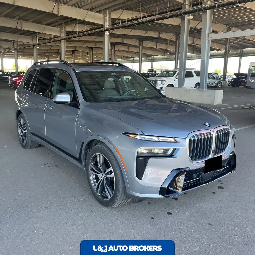 2025 BMW X7 XDrive40i