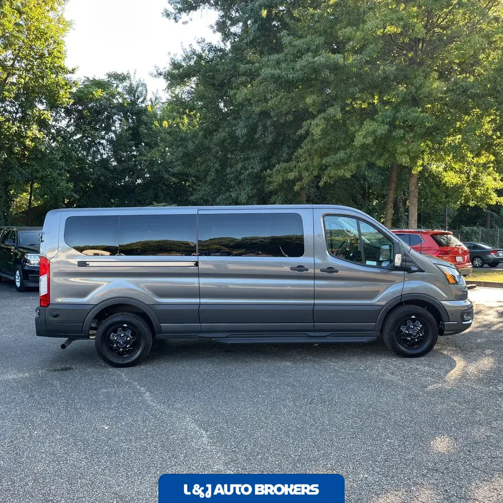 2024 Ford Transit 350 XLT