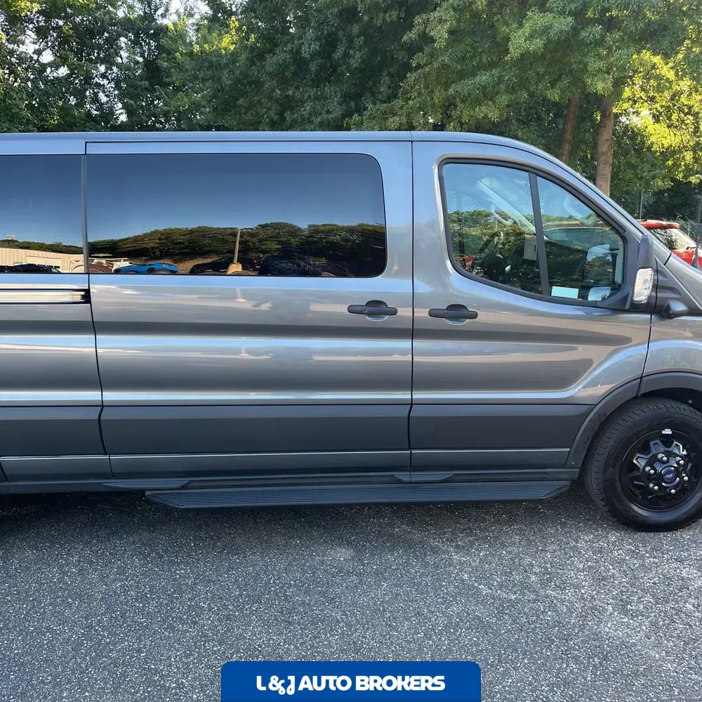 2024 Ford Transit 350 XLT