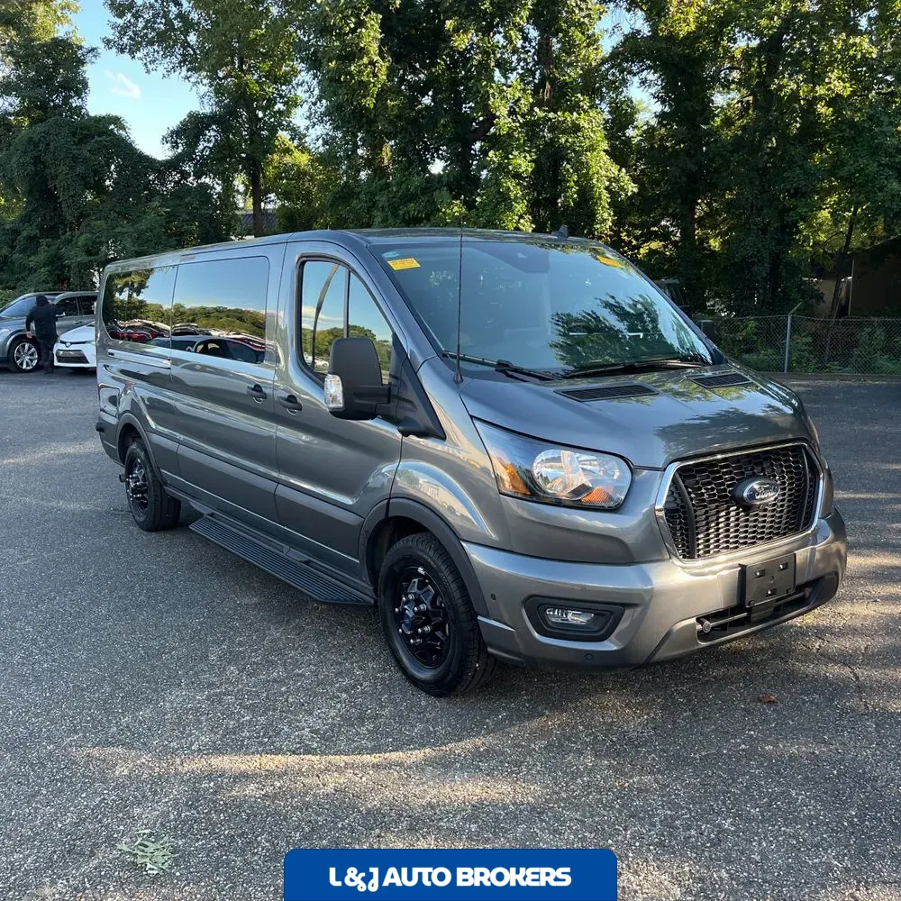 2024 Ford Transit 350 XLT