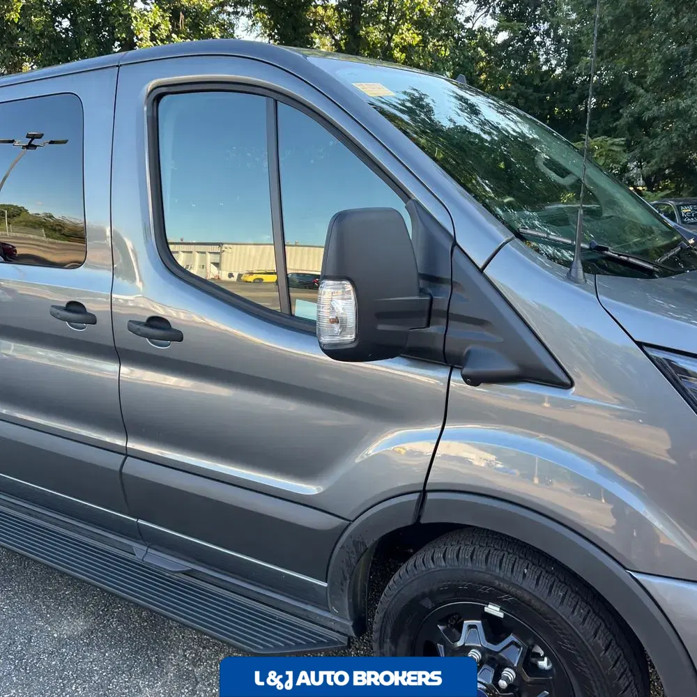 2024 Ford Transit 350 XLT