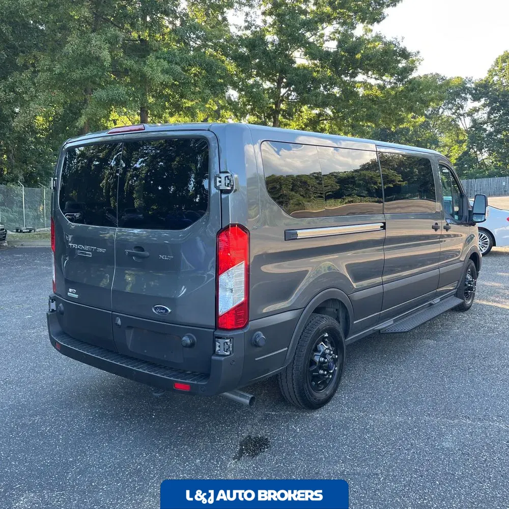 2024 Ford Transit 350 XLT