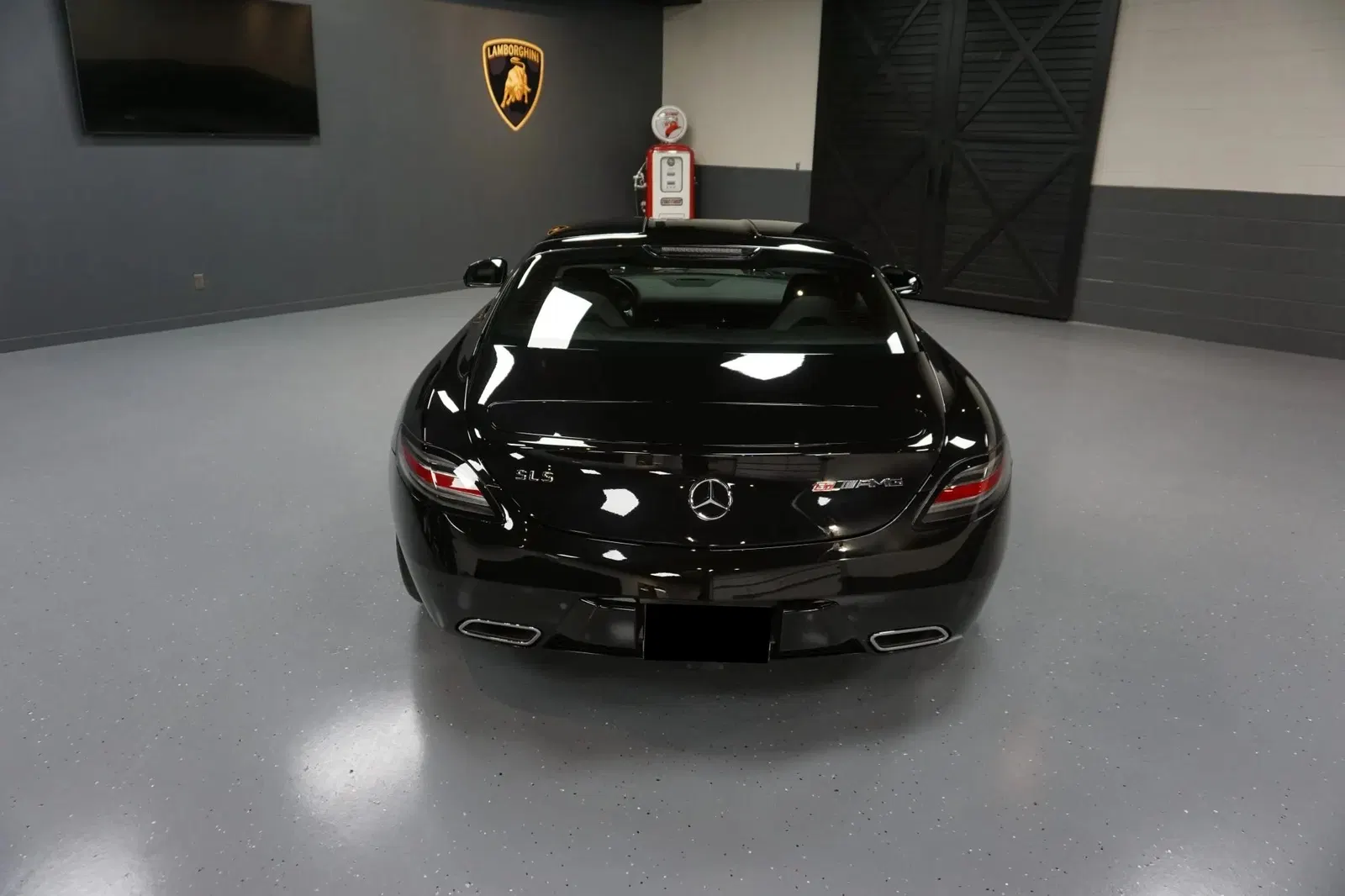 1,700-Mile 2013 Mercedes-Benz SLS AMG GT