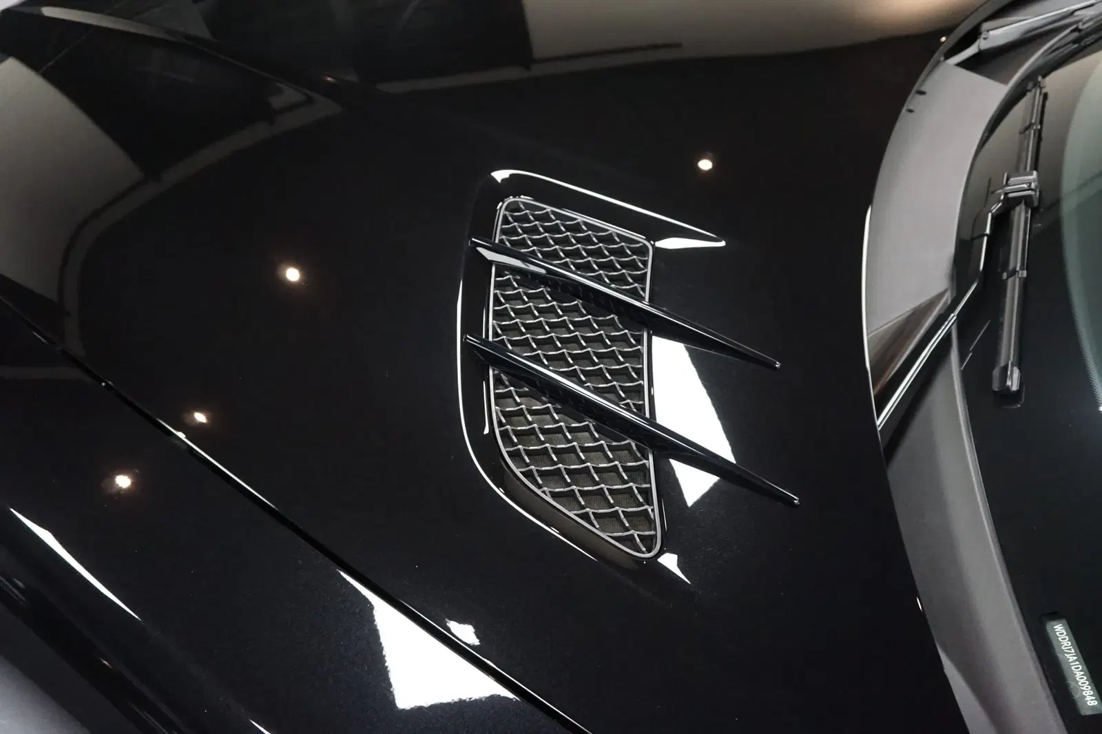 1,700-Mile 2013 Mercedes-Benz SLS AMG GT