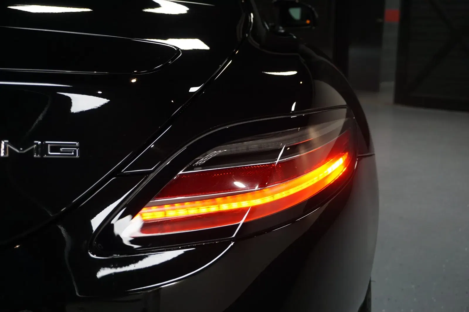 1,700-Mile 2013 Mercedes-Benz SLS AMG GT