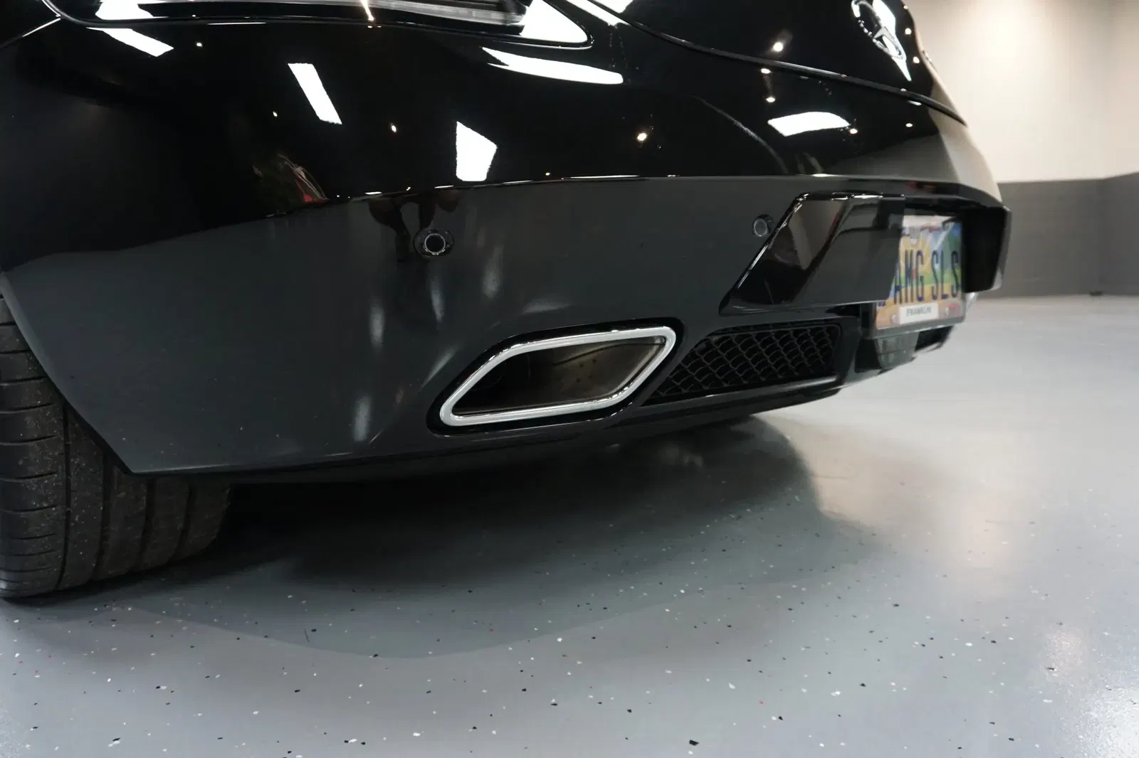 1,700-Mile 2013 Mercedes-Benz SLS AMG GT