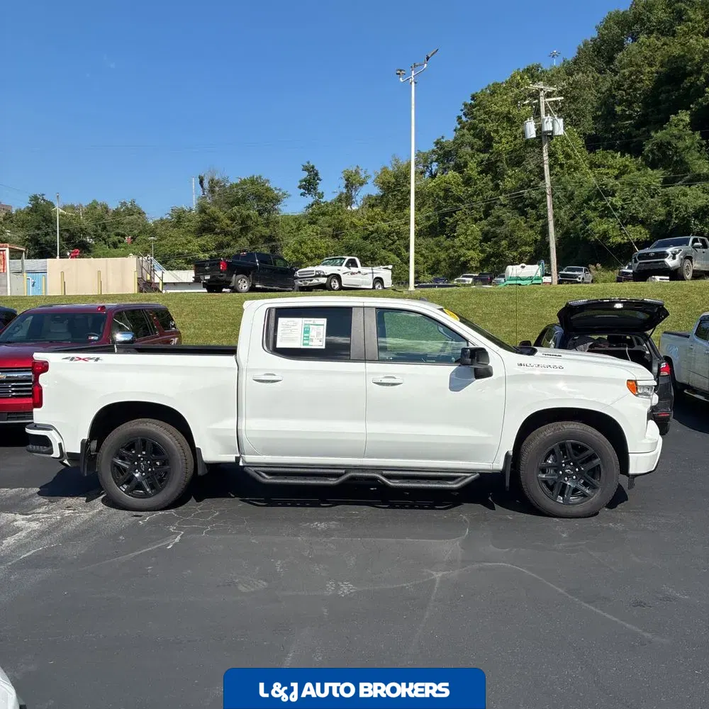 2025 Chevrolet Silverado 1500 RST