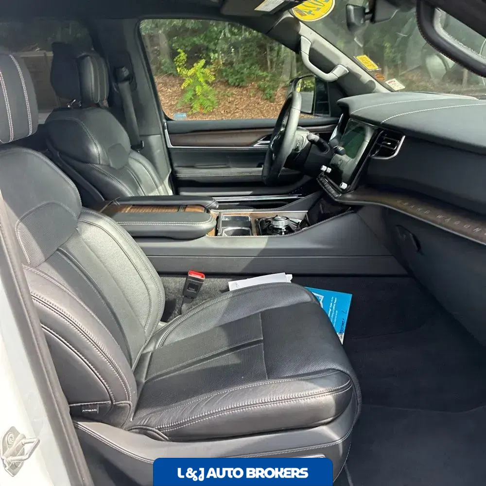 2024 Jeep Grand Wagoneer L Base