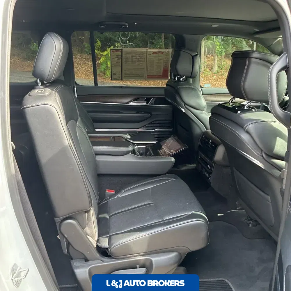2024 Jeep Grand Wagoneer L Base