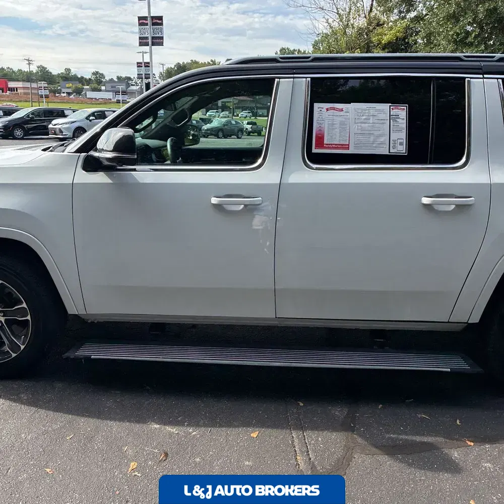 2024 Jeep Grand Wagoneer L Base