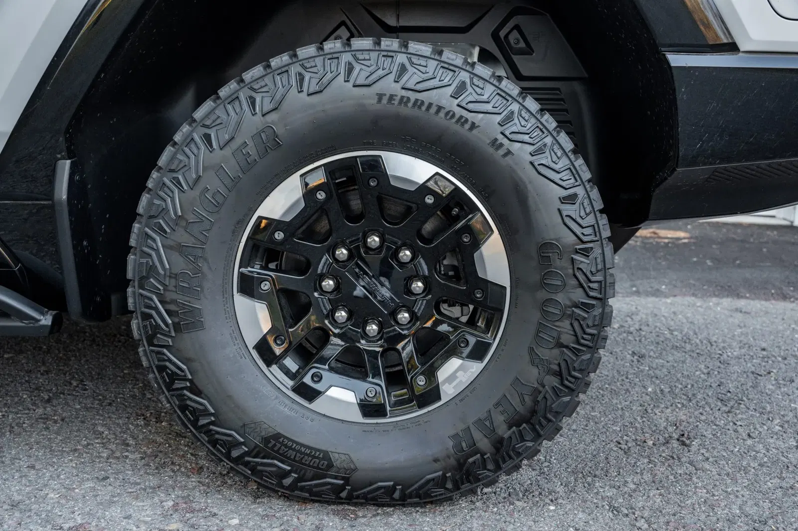 2022 GMC Hummer EV Pickup Edition 1