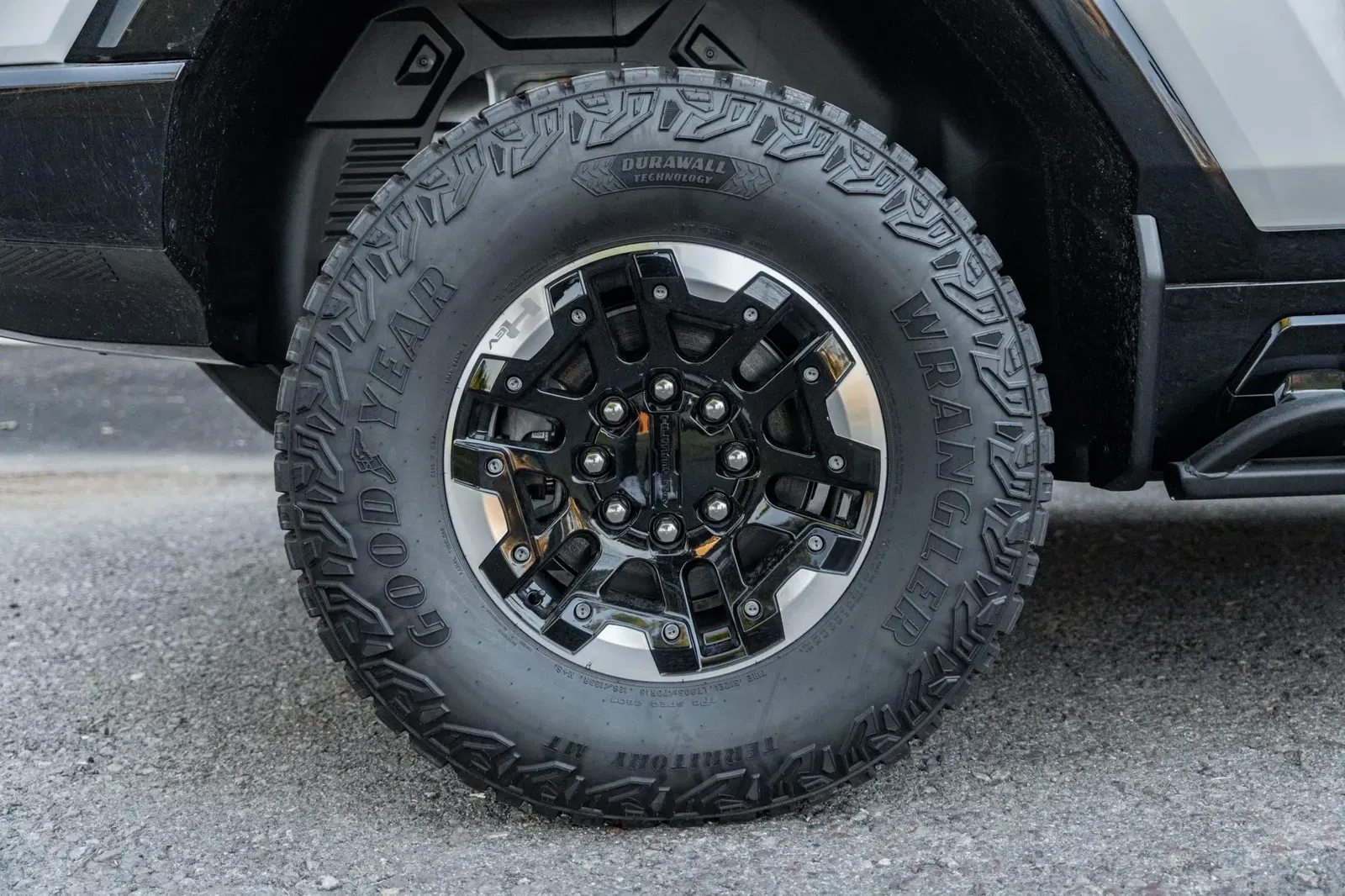 2022 GMC Hummer EV Pickup Edition 1
