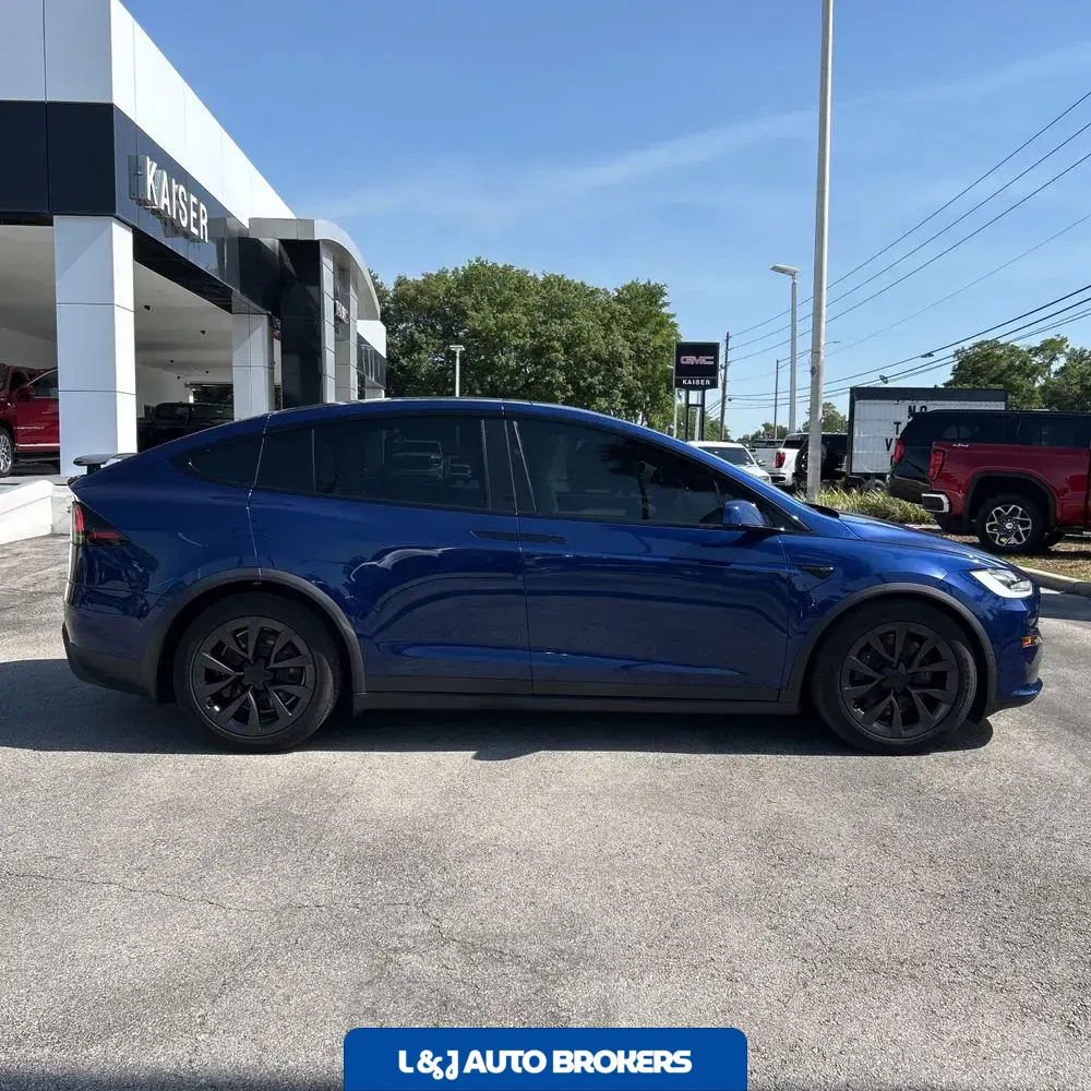 2022 Tesla Model X Plaid