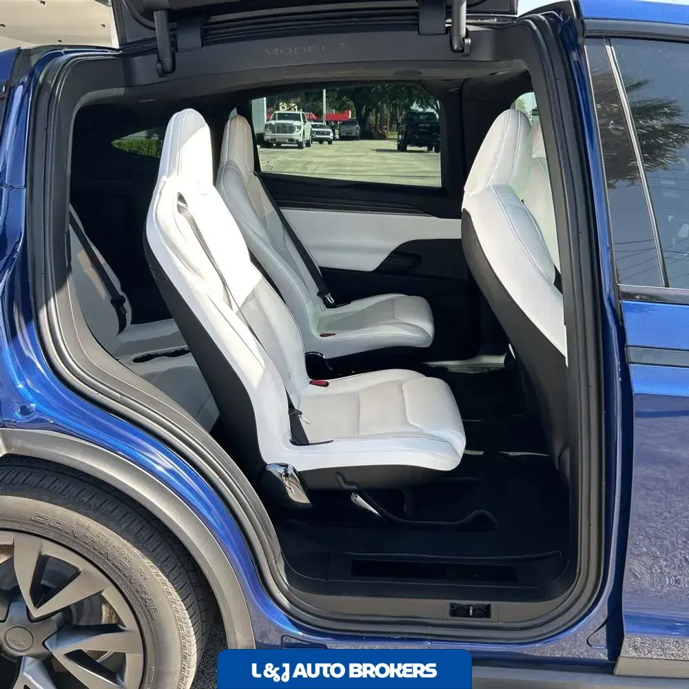 2022 Tesla Model X Plaid