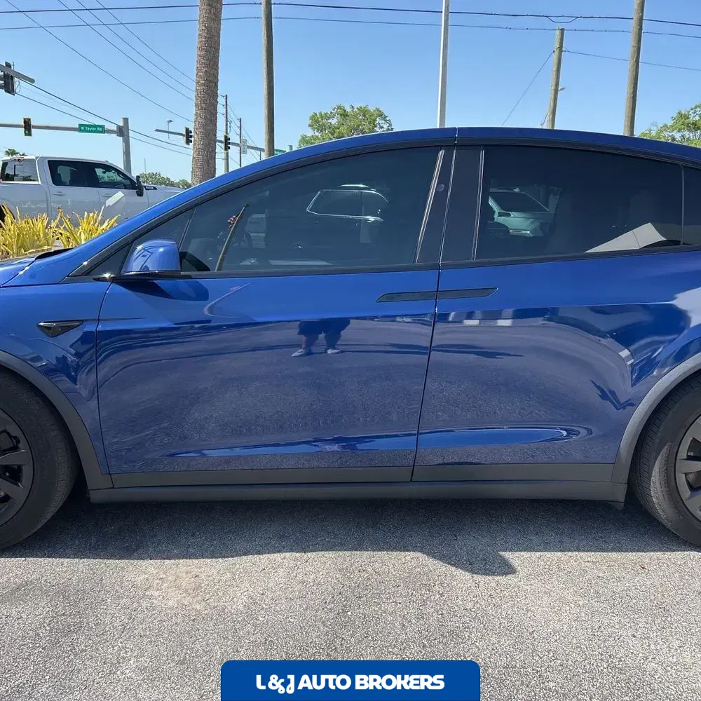 2022 Tesla Model X Plaid