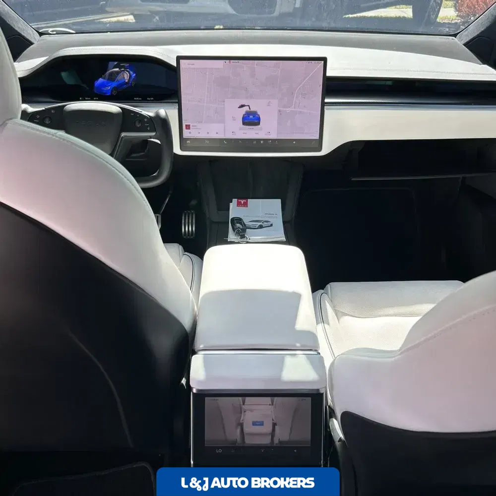 2022 Tesla Model X Plaid
