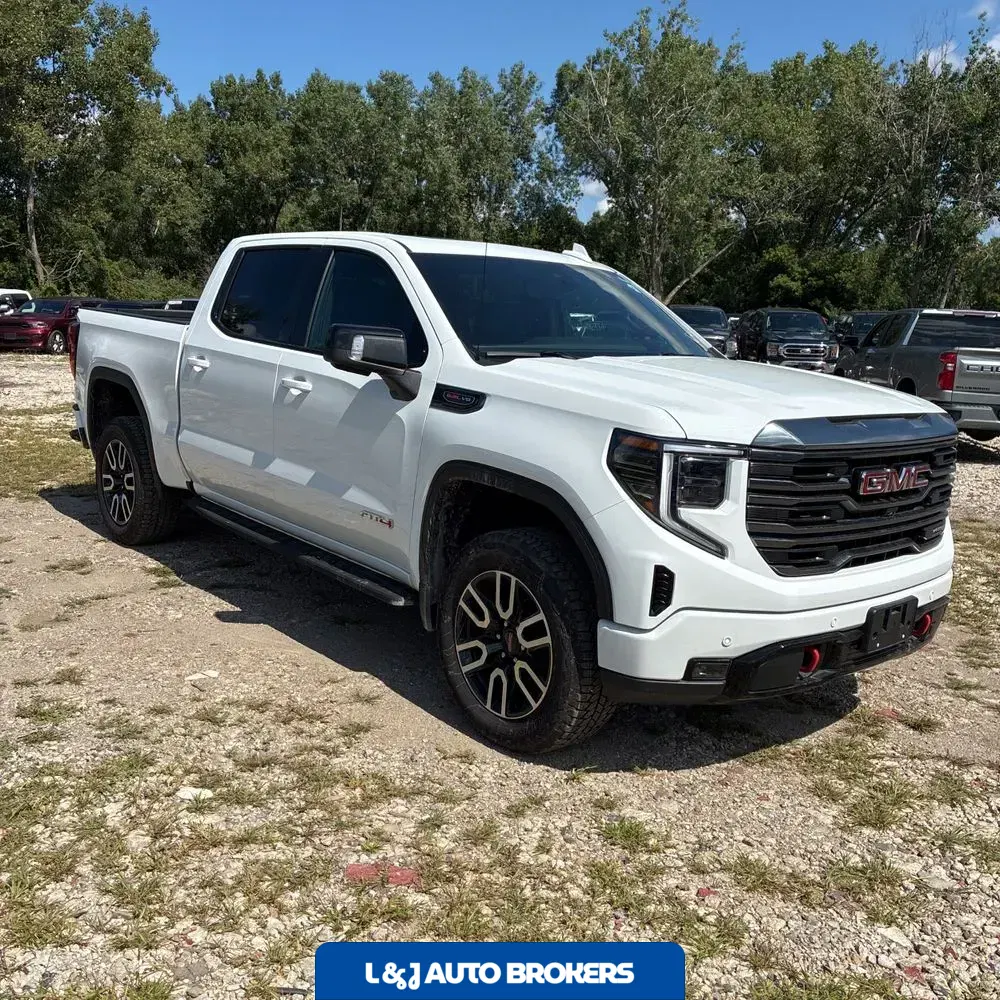 2023 GMC Sierra 1500 AT4