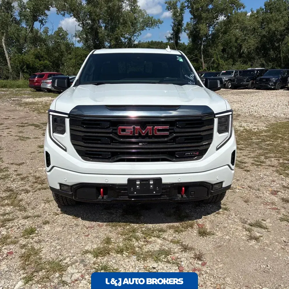 2023 GMC Sierra 1500 AT4