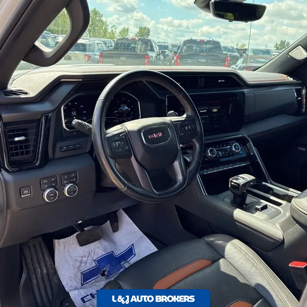2023 GMC Sierra 1500 AT4