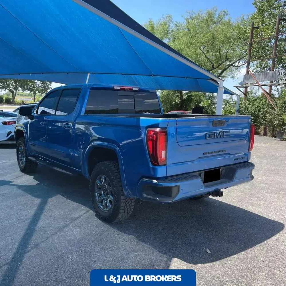 2024 GMC Sierra 1500 AT4X