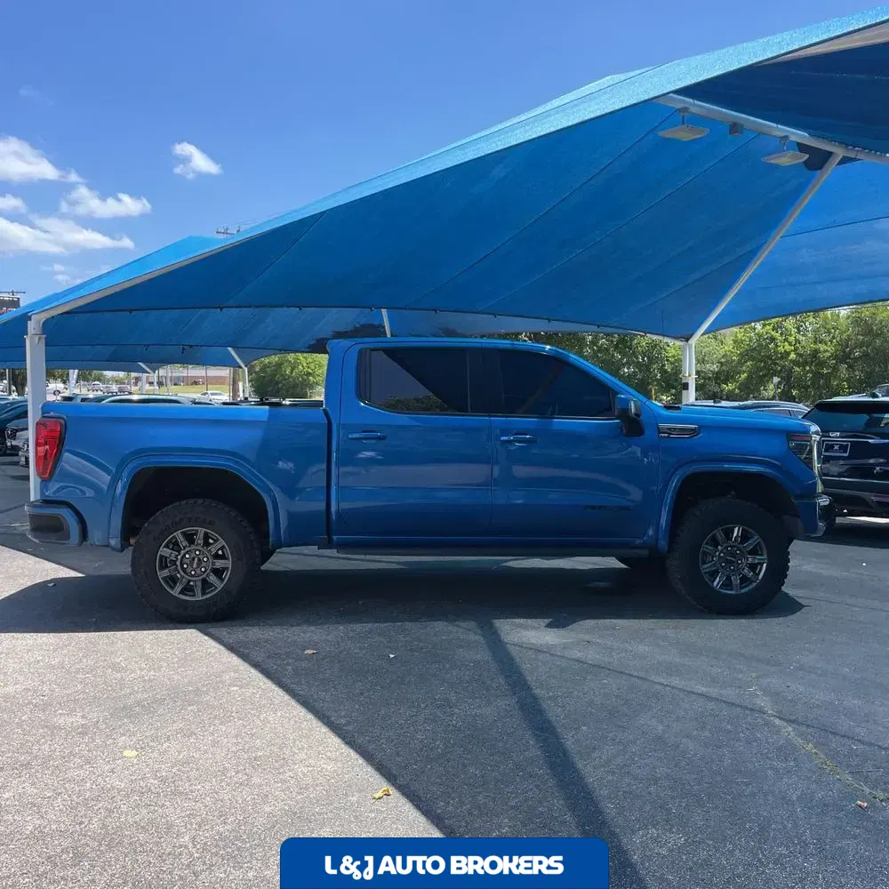 2024 GMC Sierra 1500 AT4X