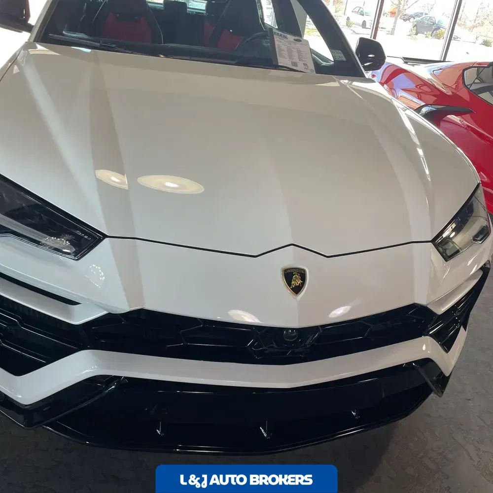 2022 Lamborghini Urus Base