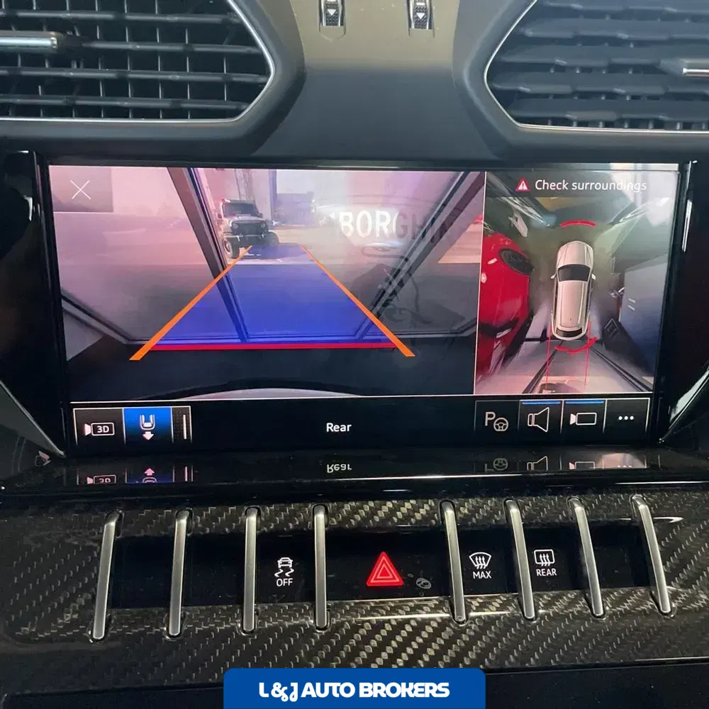 2022 Lamborghini Urus Base