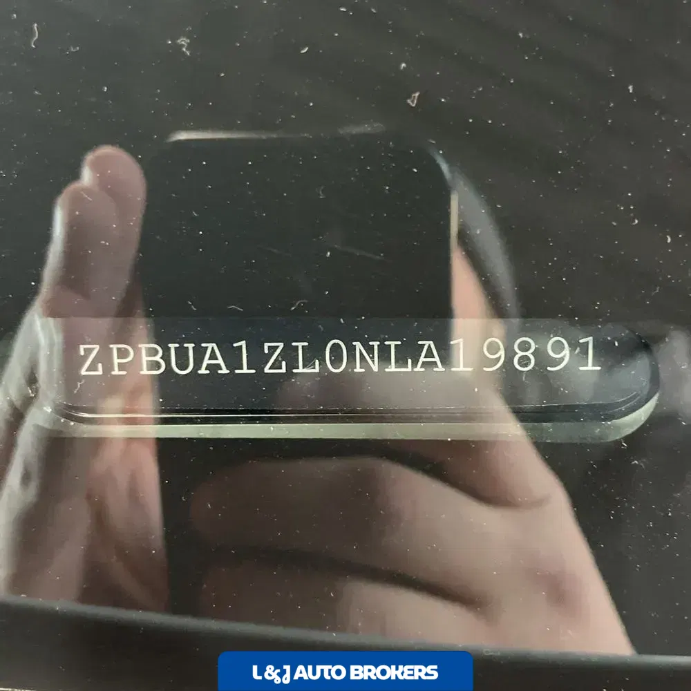 2022 Lamborghini Urus Base
