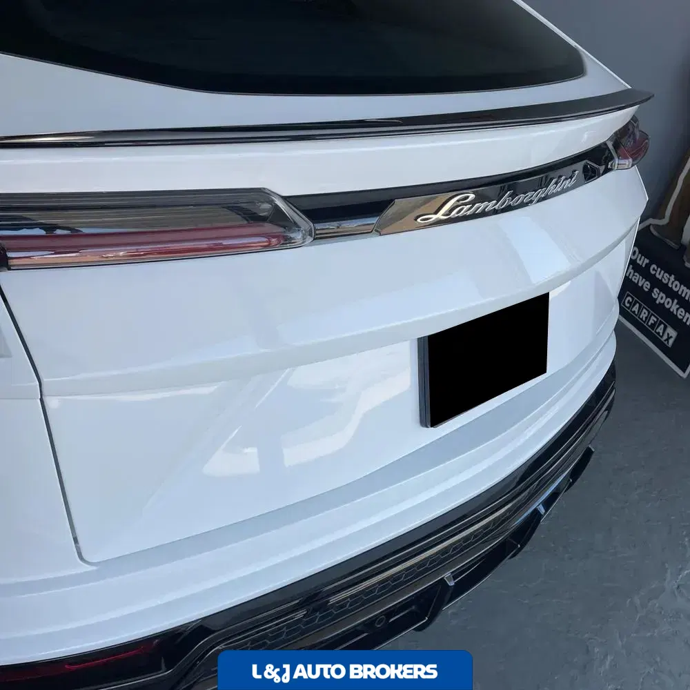 2022 Lamborghini Urus Base