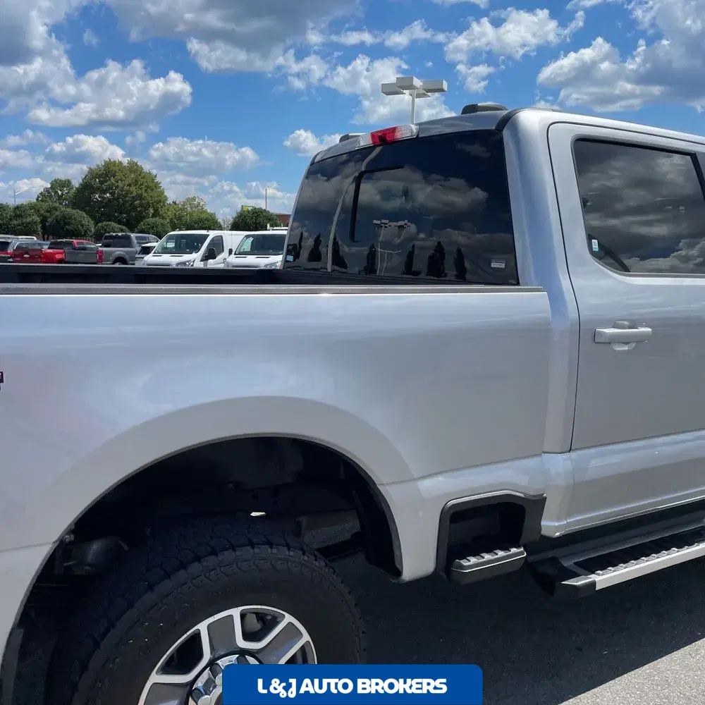 2023 Ford F-250 Super Duty Lariat