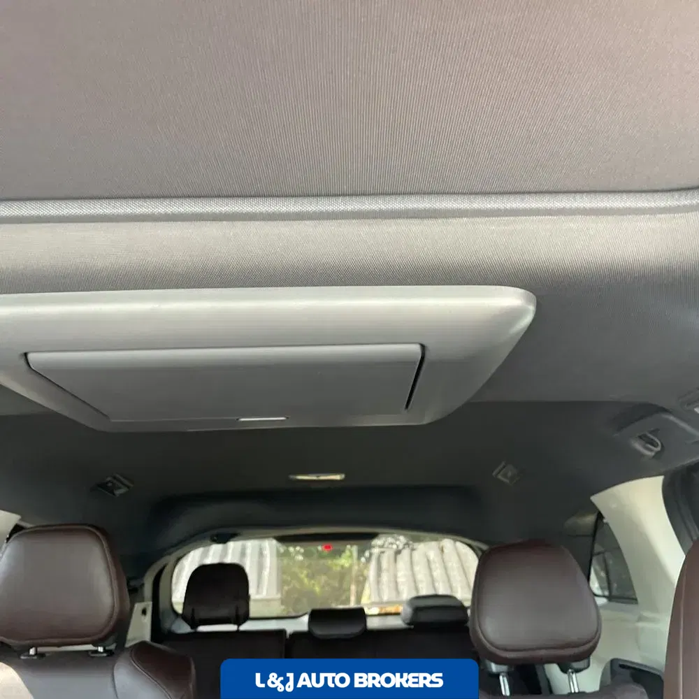 2023 Toyota Sienna Platinum 7-Passenger