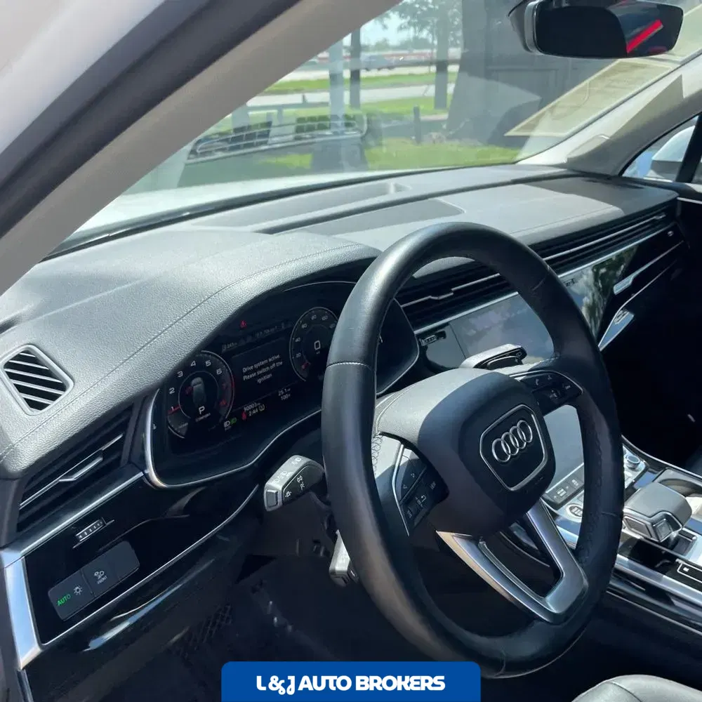 2024 Audi Q7 Premium Plus 55