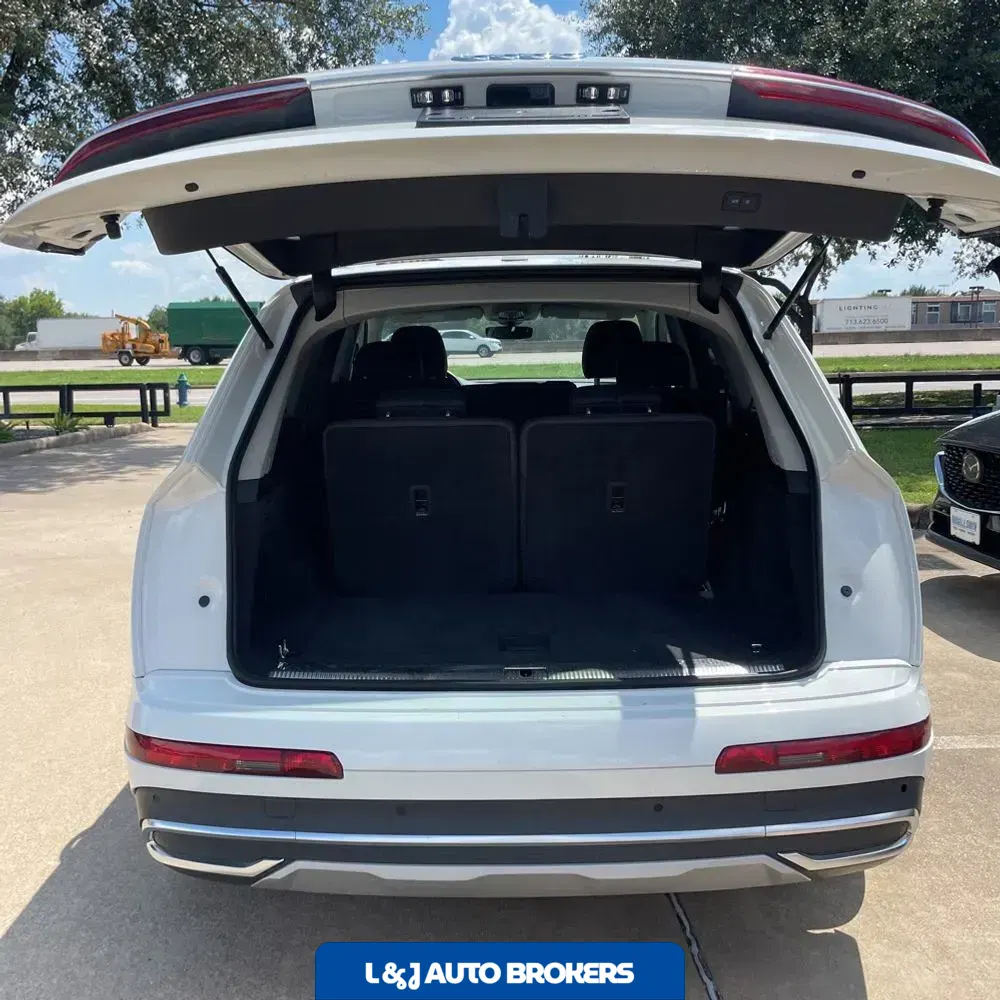 2024 Audi Q7 Premium Plus 55
