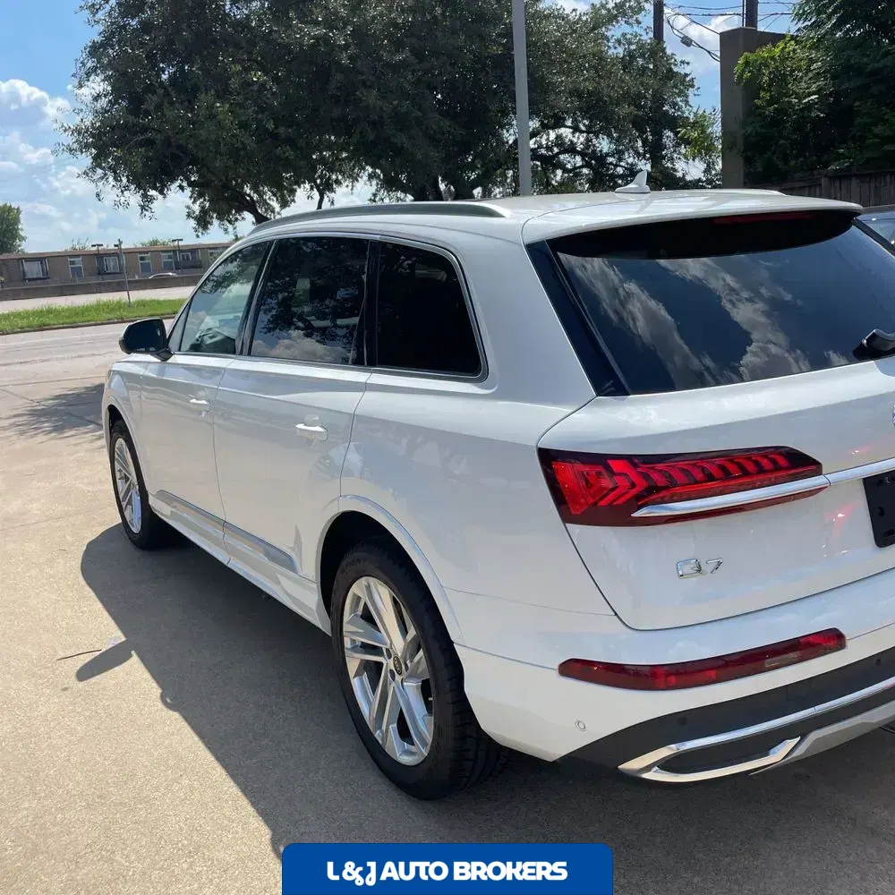 2024 Audi Q7 Premium Plus 55
