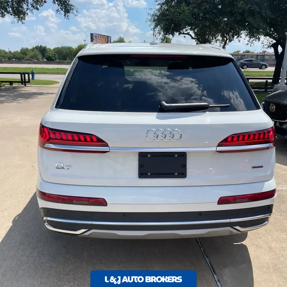2024 Audi Q7 Premium Plus 55