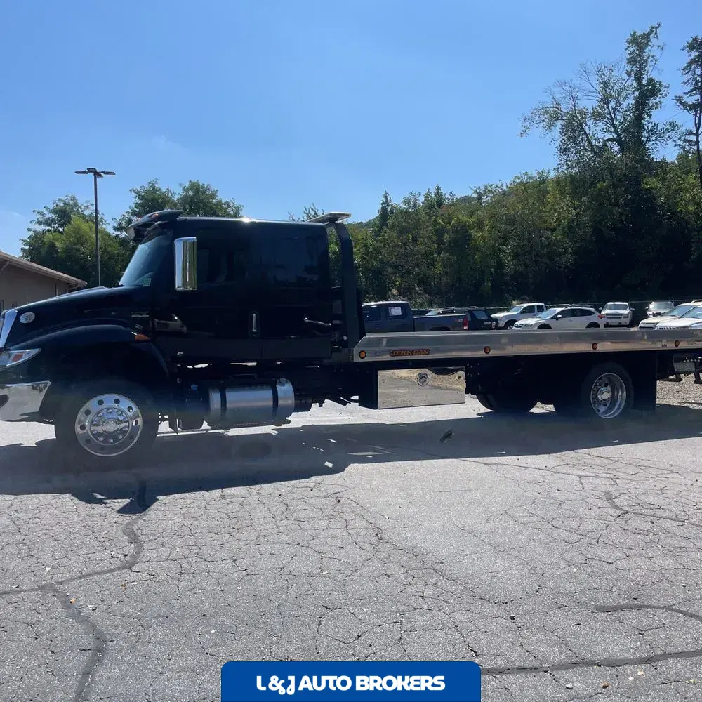 2021 International Commercial MV607 CA61-187 CONV CAB SBA TRUCK 4X2 6.7L