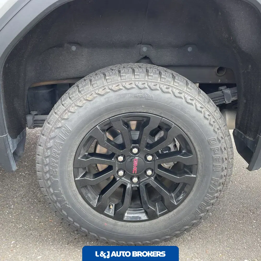 2023 GMC Sierra 1500 AT4X