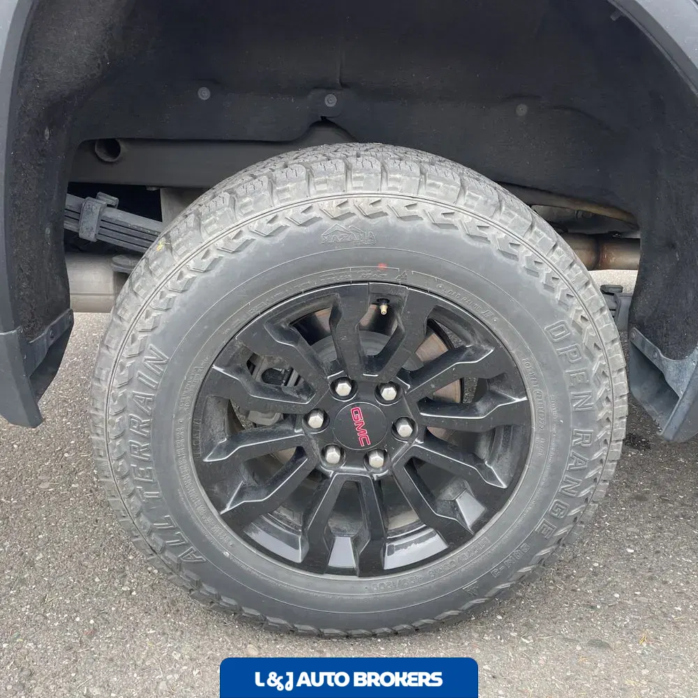 2023 GMC Sierra 1500 AT4X