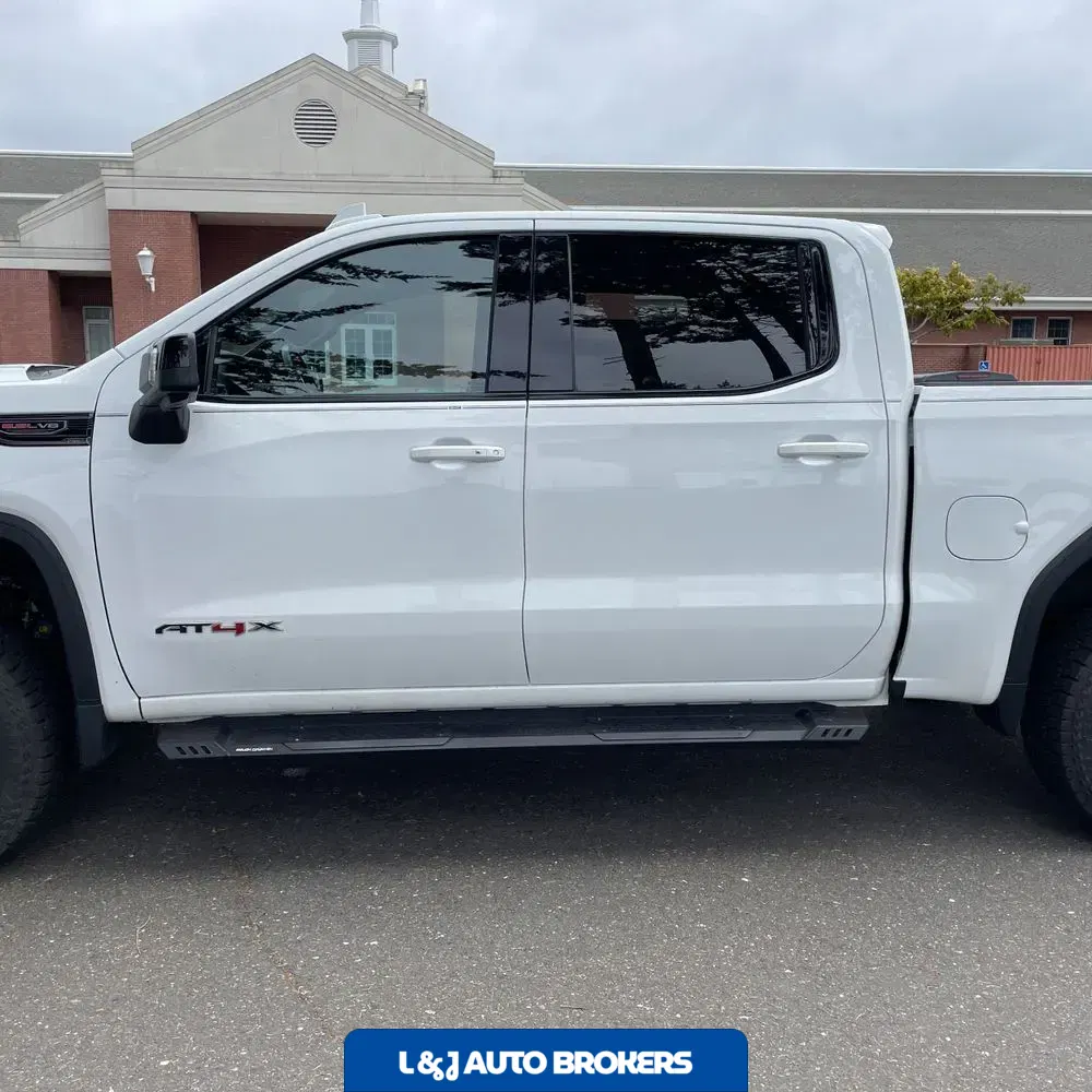 2023 GMC Sierra 1500 AT4X