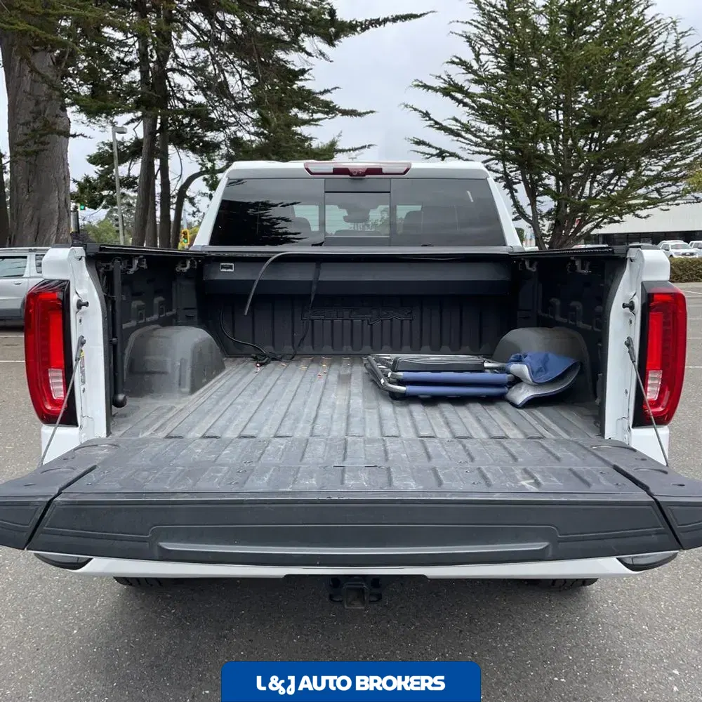 2023 GMC Sierra 1500 AT4X