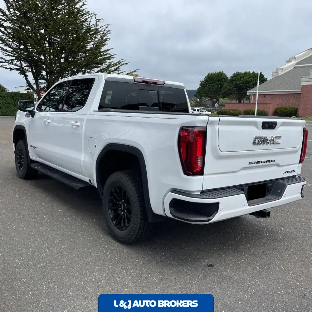 2023 GMC Sierra 1500 AT4X